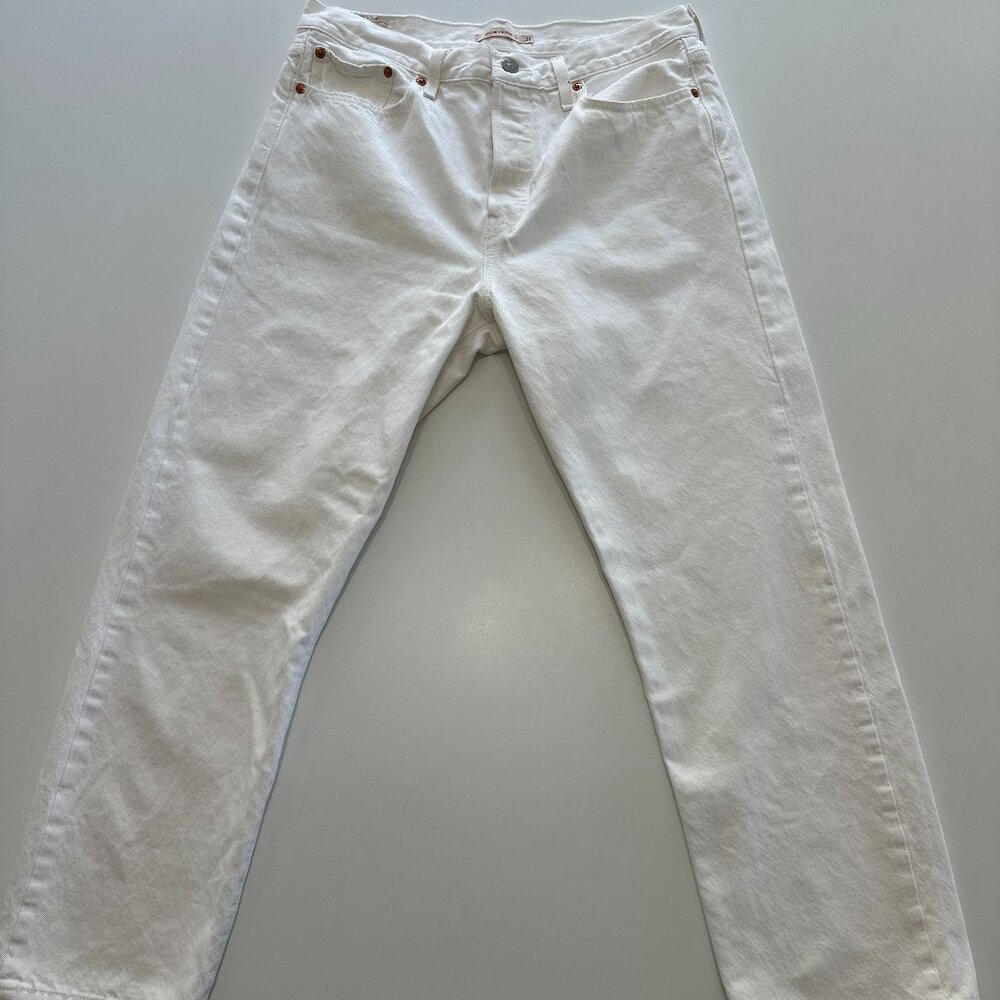 Levi's Jeans Womens 31 (31x26.5) White Denim Wedgie Straight Button Fly